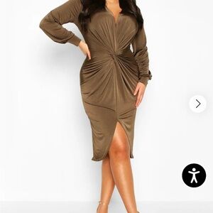 Boohoo Plus Maxi Dress in Charcoal